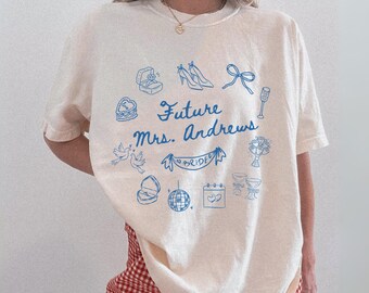 Zukünftige Frau Shirt, benutzerdefinierte Verlobung Shirt, personalisierte Braut Coquette T-Shirt, neu verlobte Geschenk, in meiner verlobten Ära, benutzerdefinierter Nachname T-Shirt