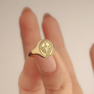 14K Gold College Class Ring - Personalized Graduation Ring - School Emblem Ring - Family Crest Signet Ring -School Logo Ring-Graduation Gift