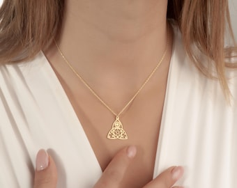 14K Gold Dreifach Mond Charme Halskette, Dreifach Göttin Halskette, Dreifach Mond Phase Halskette, Wicca Pagan Schmuck, Himmlische Göttin Anhänger