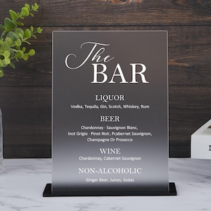 Signature Drinks Sign, Minimalist Wedding Bar Menu Sign, Wedding Cocktails Menu, Modern Drink Menu, Wedding Bar Drink Sign, Acrylic Bar Sign