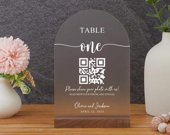 Custom Acrylic Wedding Table Numbers with QR Code - Wood Base