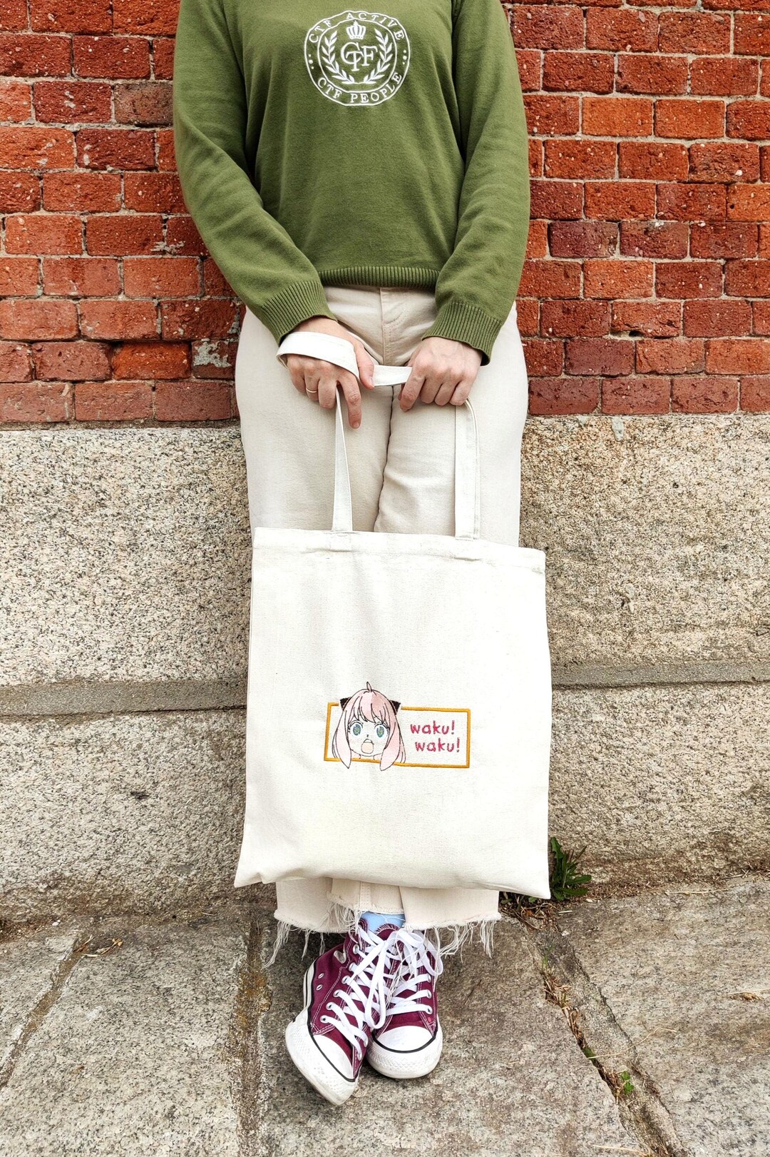 あーにゃ様専用ページです  ハンドメイドトートバッグ アーニャ トートバッグ - スパイ×ファミリー。刺繍デザイン。 - Etsy 日本