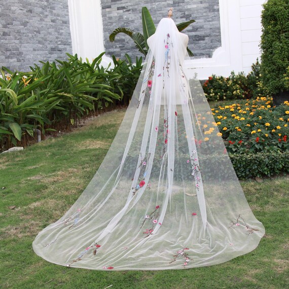 V61、マルチカラーフローラルブライダルベール - ワイルドフラワー