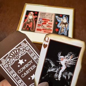 Beyonce Cowboy Carter concerto tour carte da gioco cappello da cowgirl Regina di cuori rodeo chitlin circuito bruciato a mano in difficoltà marchio turchese