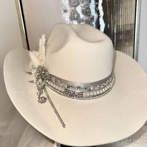 BRIDAL white silver cowboy cowgirl hat veil fedora pearls rhinestones diamond brides bachelorettes wedding gift sparkly bride 2X FELT