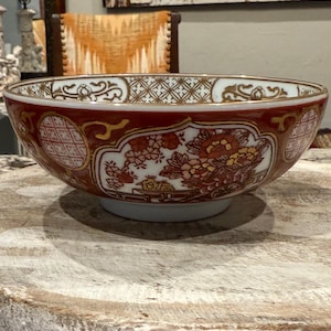 Vintage Gold Imari Hand Painted Porcelain Bowl Red Floral Cart Design Japan 6” Asian Decor