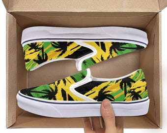 Rasta Slip-On Canvas-Schuhe - Reggae-Pedal-Turnschuhe, jamaikanische Flaggenfarben, Unisex-Loafer mit Palmendruck, Streetwear im Island-Stil