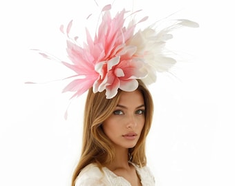 Tocado Kentucky Derby en color rosa ruborizado y crema, diadema con plumas para boda, cóctel, fiesta de té, Ascot, corona formal, tocado con flores