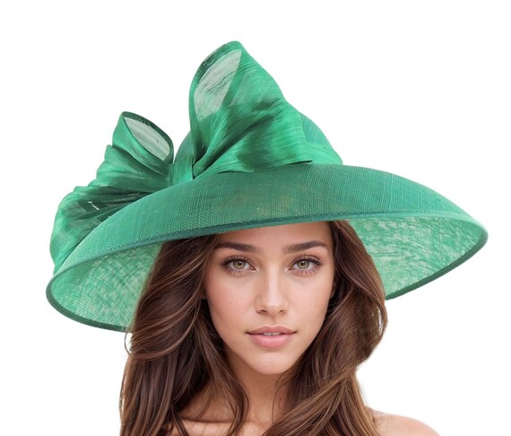 Emerald Kelly Green Elegant Ladies Day Ascot Tea Party Hats  display picture 2