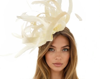 Cappello fascinator color crema/bianco sporco per il Kentucky Derby, elegante, personalizzato, firmato, per tea party, cocktail party, eventi formali, abito da sposa, divertente