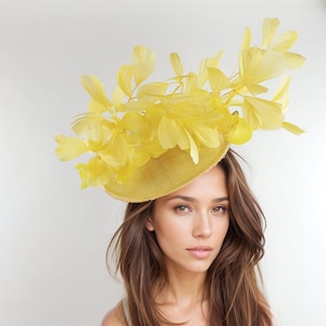 Lemon Yellow Kentucky Derby Fascinator Hat, Yellow Flower Hat,Feathers Fascinator,Yellow Tea Party Hat, Yellow Wedding Guest Hat, Summer Hat