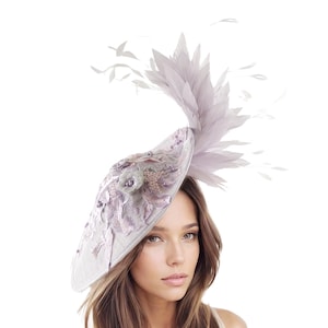 Lavender Kentucky Derby Hat, Lilac Ascot Fascinator Hat, Lilac Wedding Guest Hat, Light Purple Tea Party Hat, Mother of the Bride Groom Hat