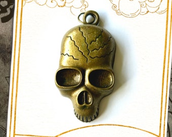 Grand crâne en laiton Talisman amulette pendentif gothique sorcellerie couleur argent Antique gothique mort Punk Hard Rock mystique bijoux bricolage artisanat UK