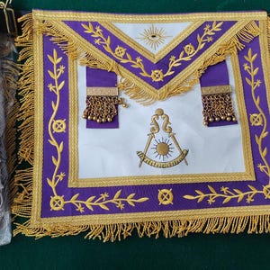 Grembiule del Gran Maestro del passato della Gran Loggia con velluto viola. Il miglior regalo per Natale o altri eventi