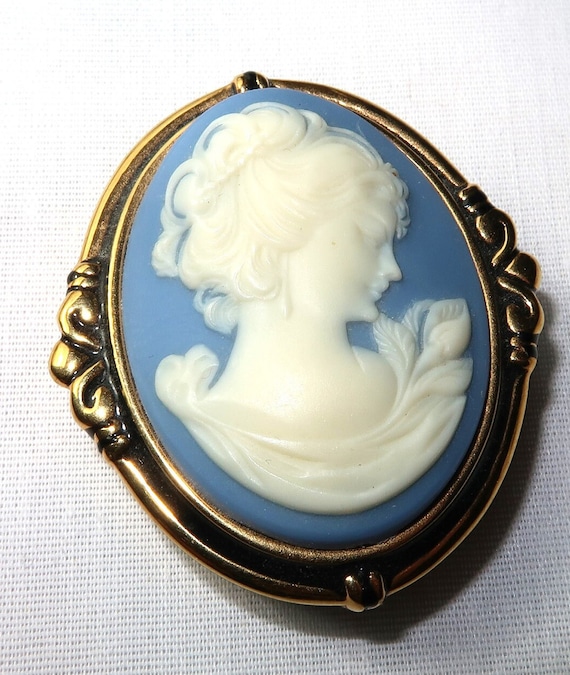 ESTEE LAUDER YOUTH DEW CAMEO 練り香水 s-l400.jpg