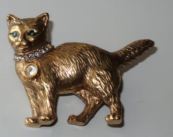 Vintage MMA Metropolitan Museum of Art Goldtone Cat Pin or Brooch