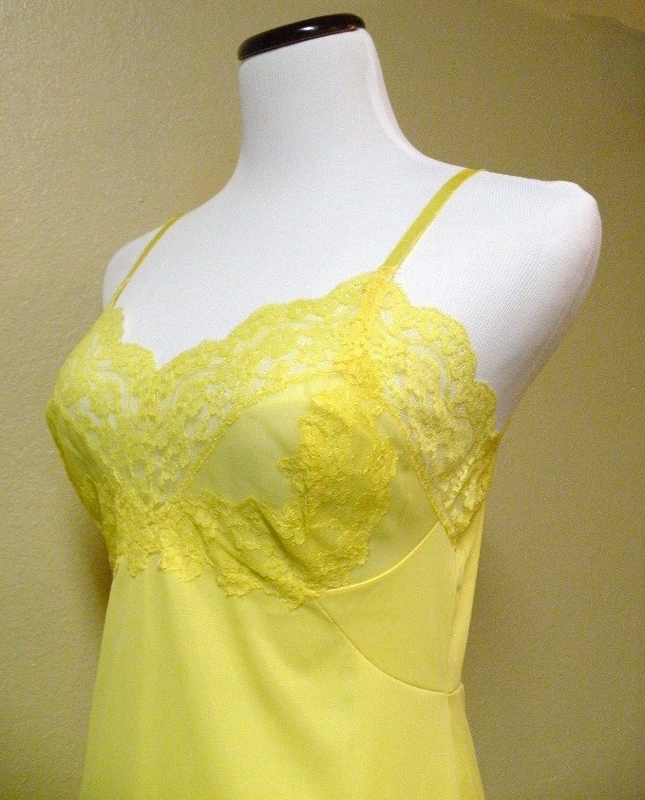 Vasserette Hollywood Sunshine Yellow Full Lace Slip size 34A | Etsy