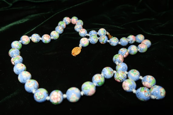 Vtg Light Blue and Pink flower Cloisonne Necklace… - image 3