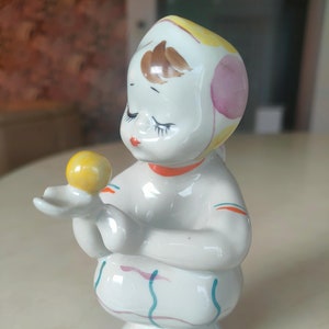 Very Rare Porcelain figurine USSR 1960 – 1969s "Girl with a dandelion" (Baranovsky Porcelain Factory (Baranovka))