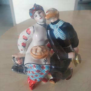 Very Rare Porcelain figurine USSR 1980s &quot;Clerk and Solokha. Dumplings. (Kyiv experimental ceramic and art factory)