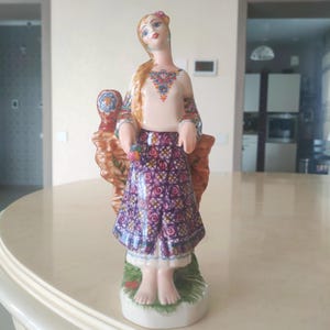 Very Rare Porcelain figurine USSR 1980s "Girl at the fence" (Kyiv Experimental Ceramics and Art Factory)