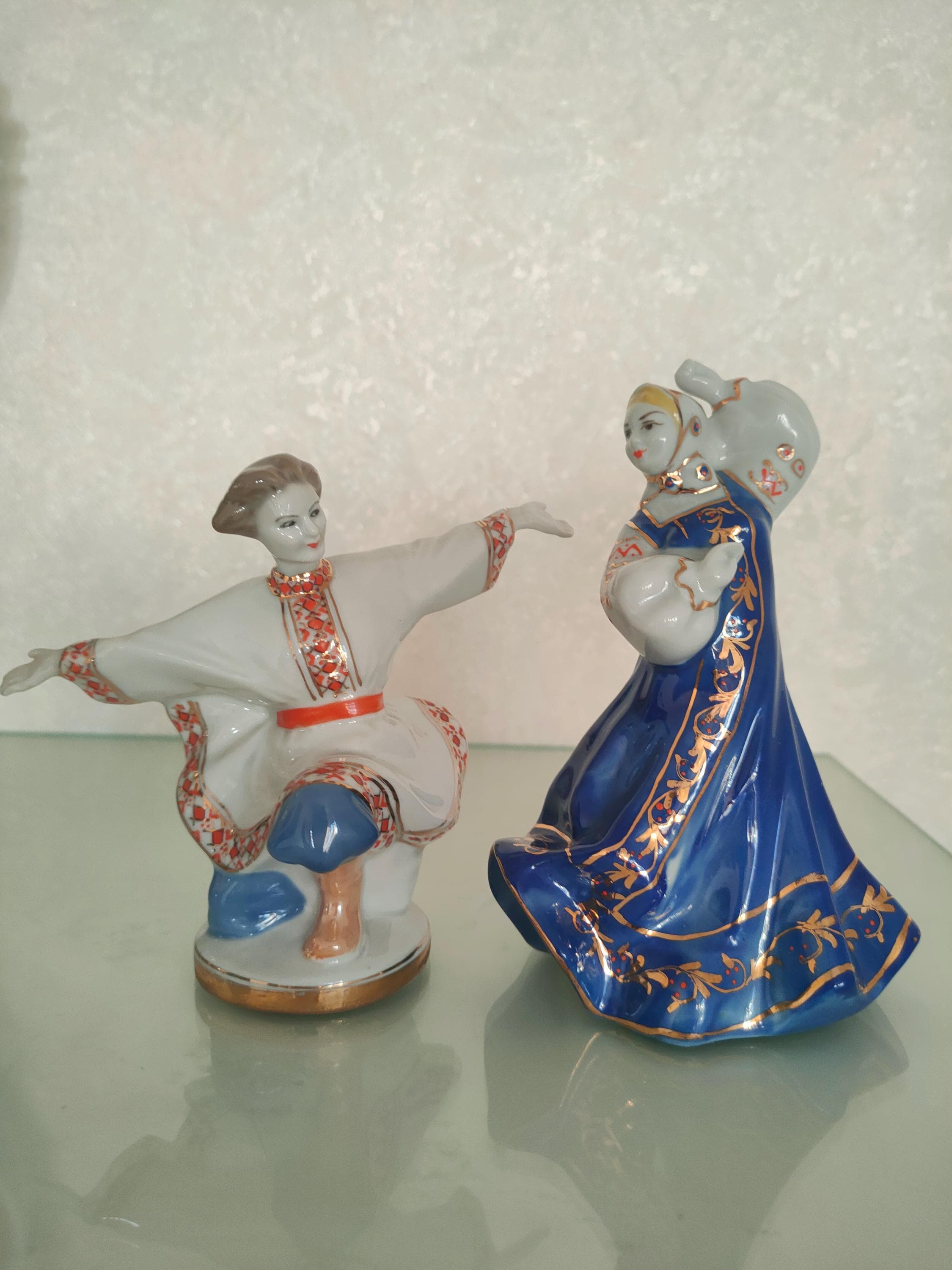 Russian Porcelain Figurine - Etsy