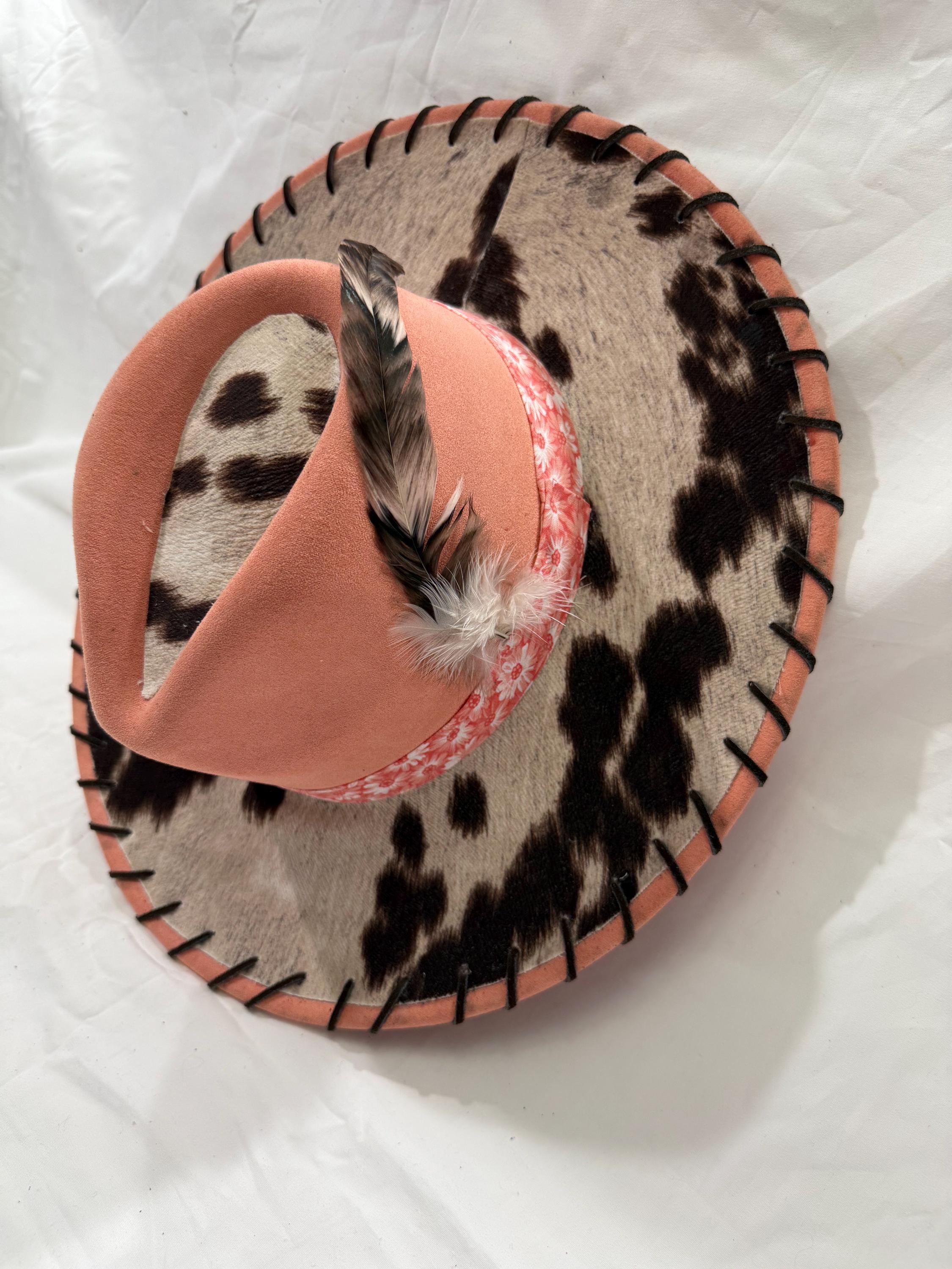 Hand Burned Wide Brim Hat Coral: Black/white Cowhide Fabic  display picture 3