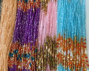 Handgefertigte Multicolor Kristall Taillenperlen aus Ghana (Tie-On)