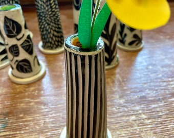 Lines Small Bud Vase