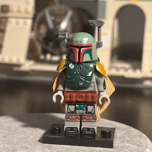 Boba Fett Minifigure: Star Wars Collector&#39;s Replica