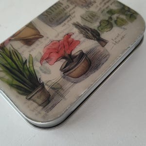 Vintage Flower Garden Notions Tin, Sewing, Knitting, Pill Box, Gift Card Tin, Mint Tin