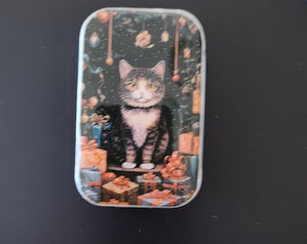 Handmade Christmas Kitten Notions Tin: Resin-Coated Pill Box