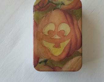 Pumpkin Notions Tin: Gothic Halloween Sewing, Knitting, Pill Box
