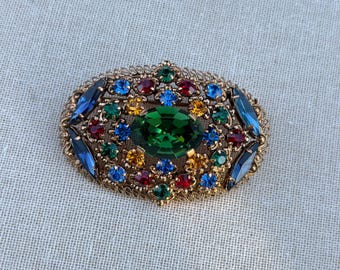 Jolie Broche Ancienne En Argent Et Pierre Verte En L'état