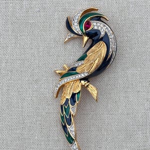 Vintage D Orlan Brooch - Etsy Canada