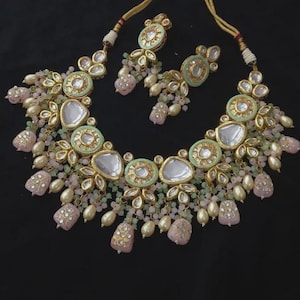 Sabyasachi inspired designer kundan set, green kundan choker, kundan bridal choker set, customizable kundan bridal sets, Royal kundan sets