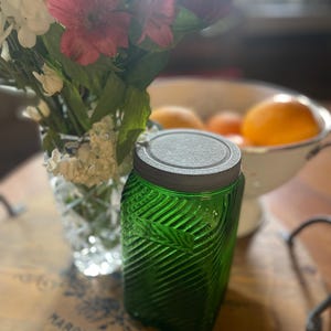 Vintage Owens Illinois Depression Glass Jar Green Ribbed Canister With Lid