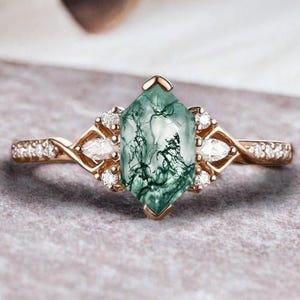 Hexagon Cut Moss Agate Engagement Ring Unique Vintage Green Agate Wedding Ring Hexagon Green Gemstone Ring Moissanite Cluster Ring For Women