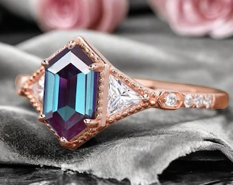Hexagon Cut Alexandrite Engagement Ring Alexandrite Gemstone Bridal Ring Rose Gold Alexandrite Ring Promise Moissanite Ring Anniversary Gift