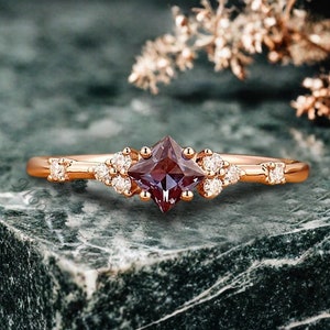 Princess Cut Alexandrite Engagement Ring June Birthtone Wedding Ring Solid Gold Alexandrite Ring Promise Moissanite Ring Anniversary Gift