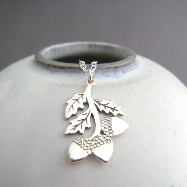 sterling silver oak leaves 3 acorns necklace small leaf charm simple nature pendant autumn fall strength forest trees jewelry hiker 7/8"