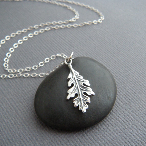 Oak Tree Necklace, Oak Tree Jewelry, Acorn Necklace, Nature Lovers Gift -  Etsy