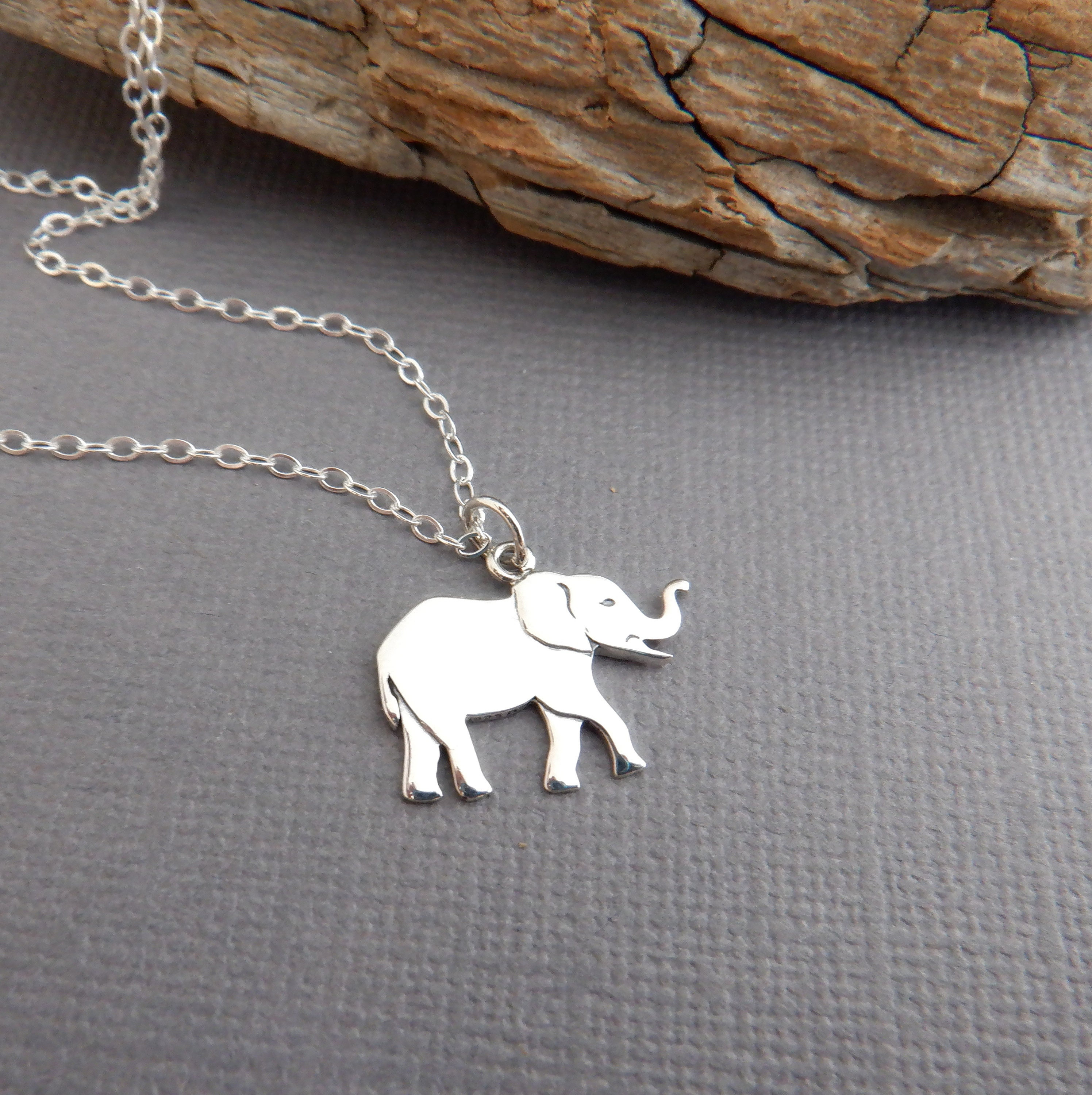 Antique Silver Plt Ornate Elephant Disc Pendant Necklace Ladies Gift Animal Wild 