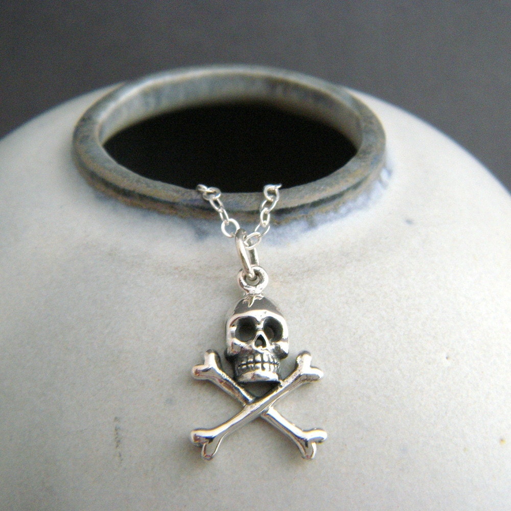 Sterling Silver Skull Crossbones 