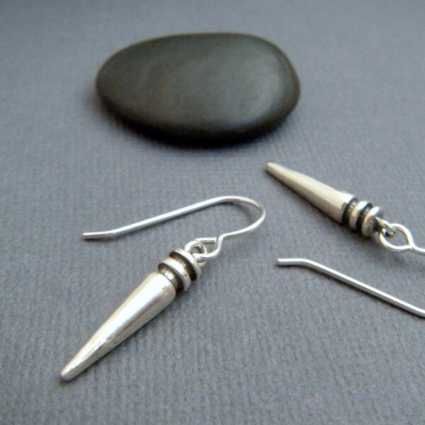 tiny silver cone earrings. rustic sterling. modern jewelry. everyday drop. small dagger. antiqued. oxidized simple jewelry gift for her.