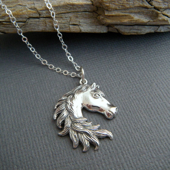Horse Head 925 Sterling Solid Silver Equestrian Pendant Horse Head 925 Sterling Solid Silver Equestrian Pendant