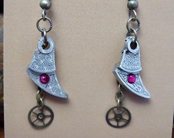 Steampunk Jewelry - Precious Time - Steampunk Earrings - Repurposed art