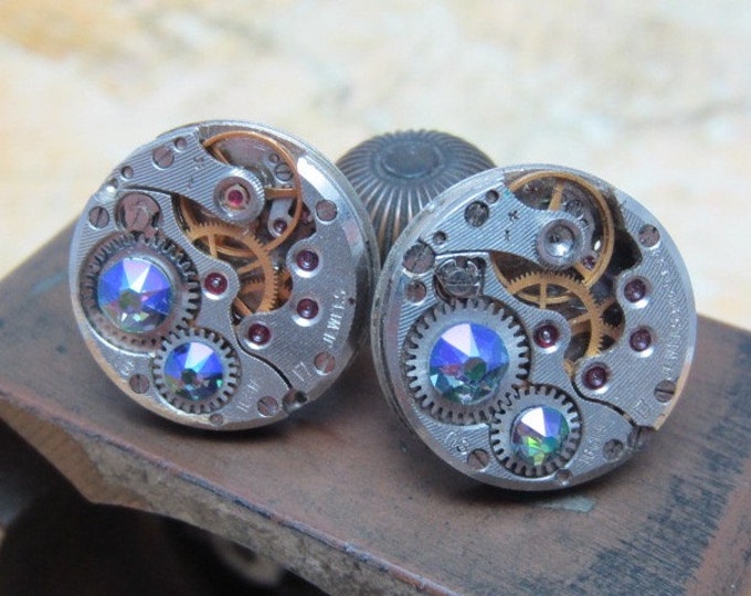 Steampunk Stud Earrings with Mechanical Watch Movement, Steampunk Earrings , Steampunk jewelry