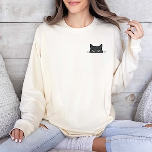 Comfort Colors® Embroidered Black Cat Face Shirt, Custom Pet Portrait Tee, Cat Lover Gift, Personalized Pet T-Shirt, Cat Mom Tee,Dog Mom Tee