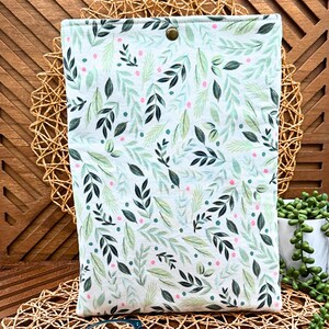 IPAD Sleeve - BOHO Green Leaves IPad Sleeve - Stylish Tablet Case and Gift Idea